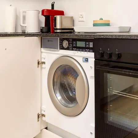 Kaya Sapphire * Zurich