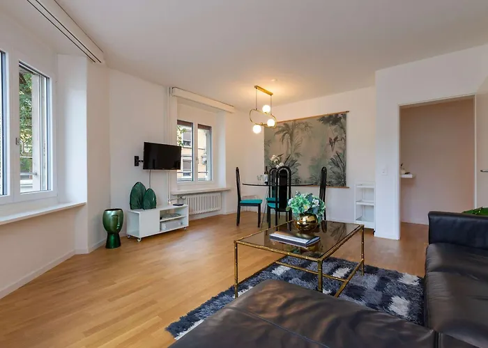 Kaya Sapphire Zürich