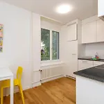 Kaya Sapphire Zurich