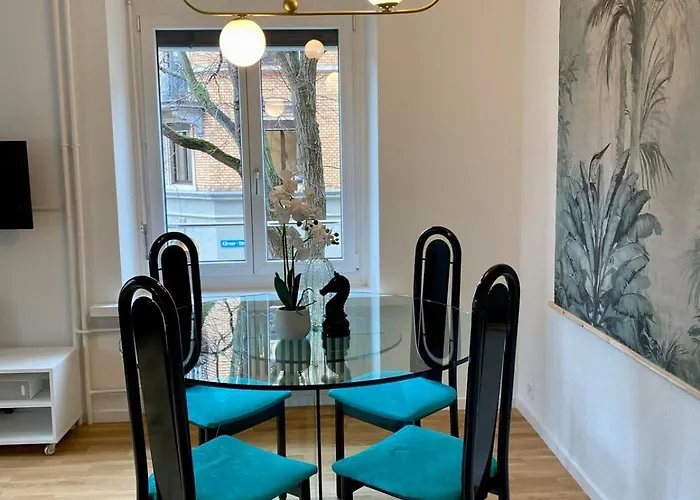 Kaya Sapphire Zurich